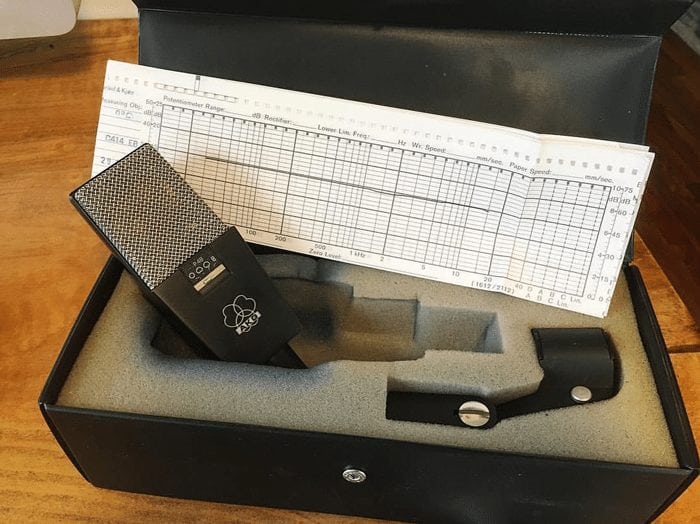 AKG C414EB Condenser Mic for Recording Guitar